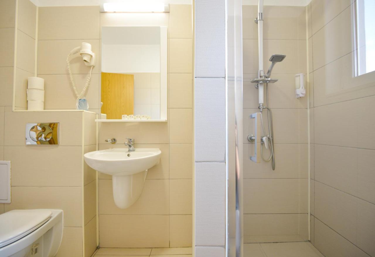 Hotel Decebal 2*